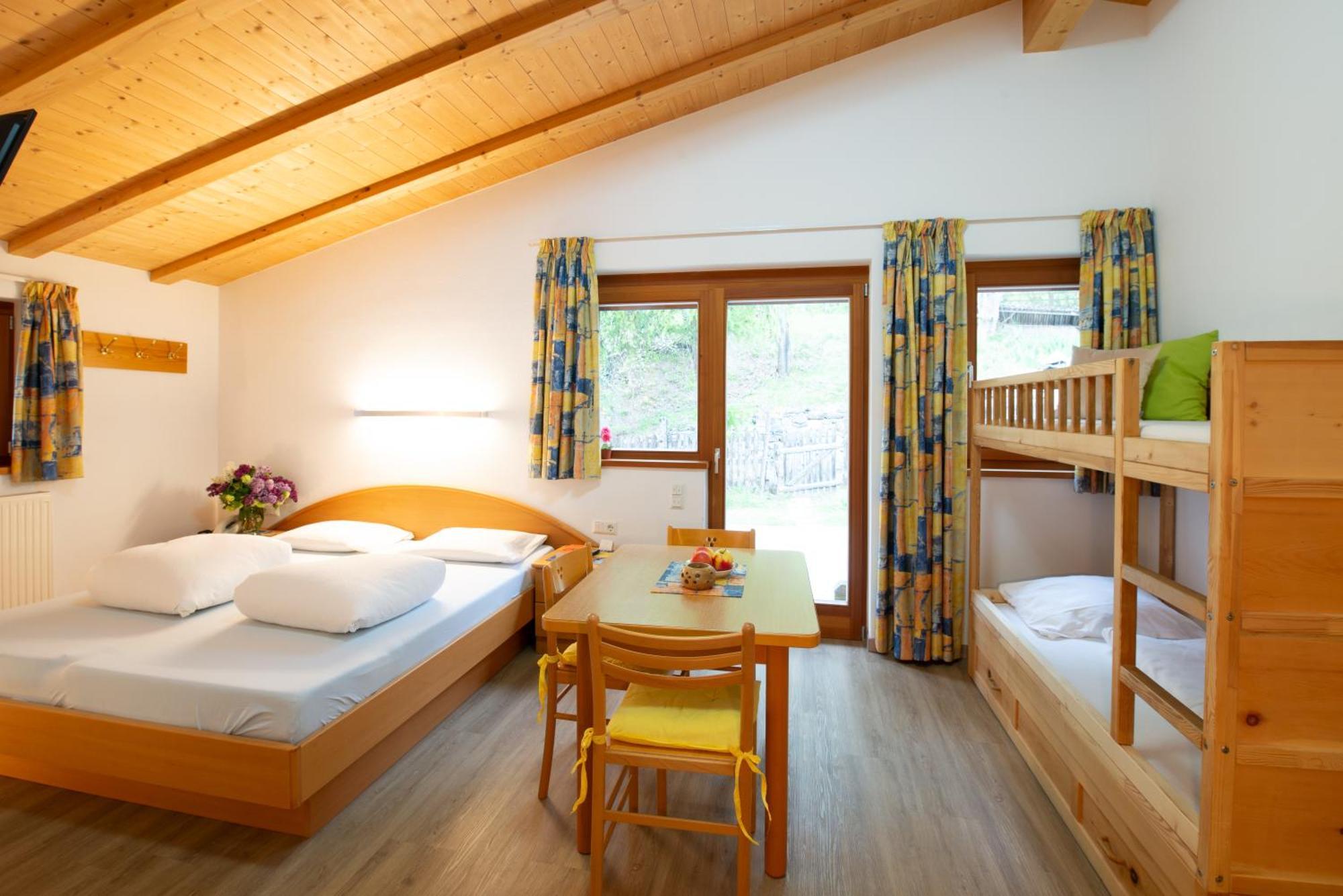 B & B Apartments Ortlerblick Sluderno Ngoại thất bức ảnh